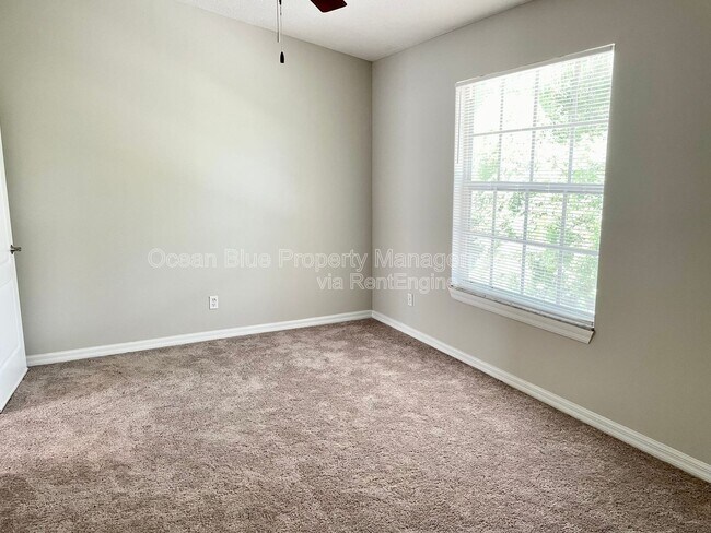 Building Photo - 3607 W Idlewild Ave