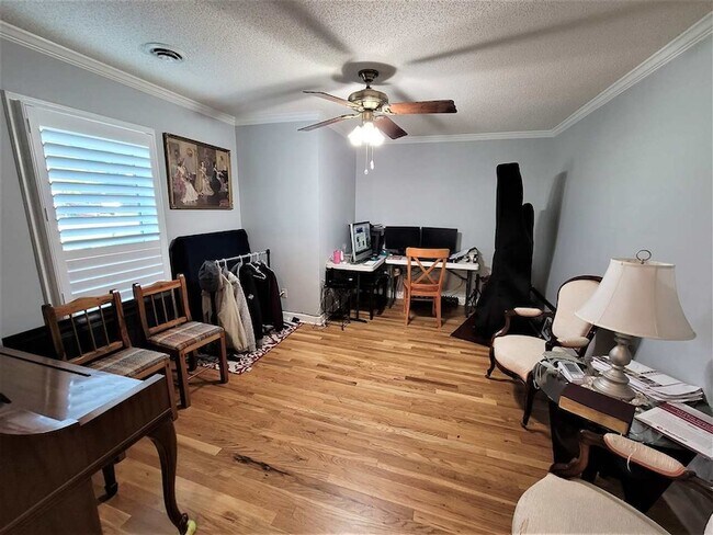 Building Photo - 481 Autumn Trail Cove