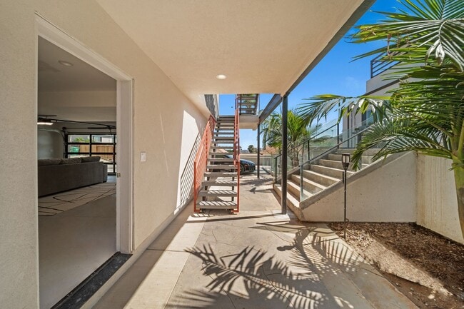 Building Photo - Stunning Fully Furnished New Build 2 Bed/2 Bath Home in Bay Park!