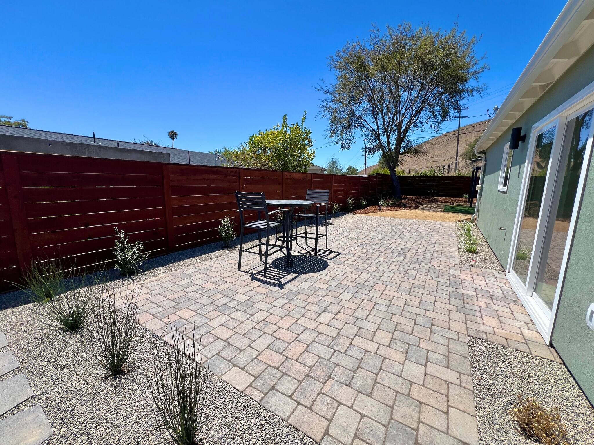 Building Photo - 1327 Tanglewood Dr