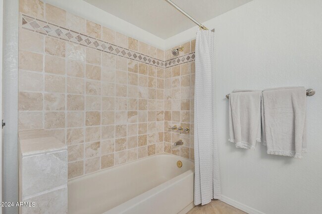 Building Photo - 32015 N 71st St