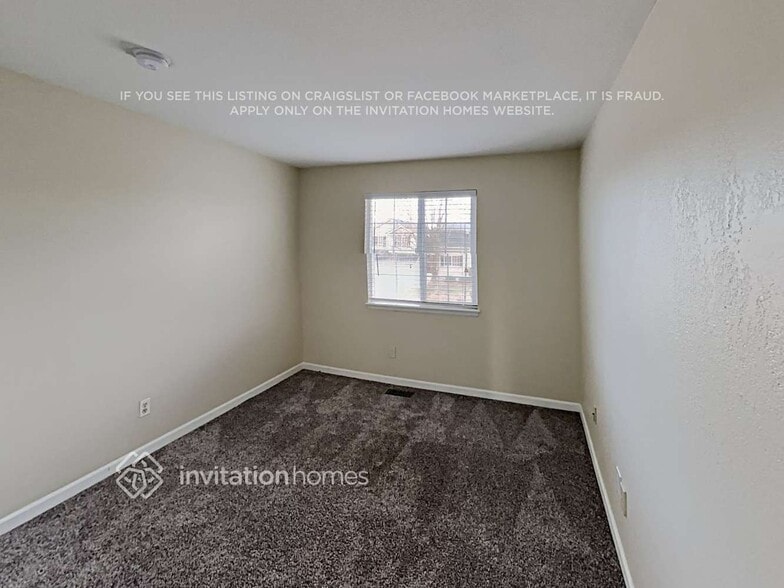 Building Photo - 4654 E 135th Ave