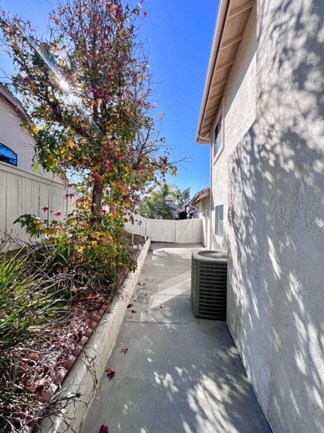 Building Photo - Wonderful 4 bedroom Temecula home for LEASE!