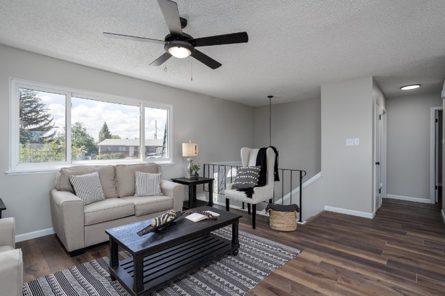 Building Photo - 1409 Orchid Ct