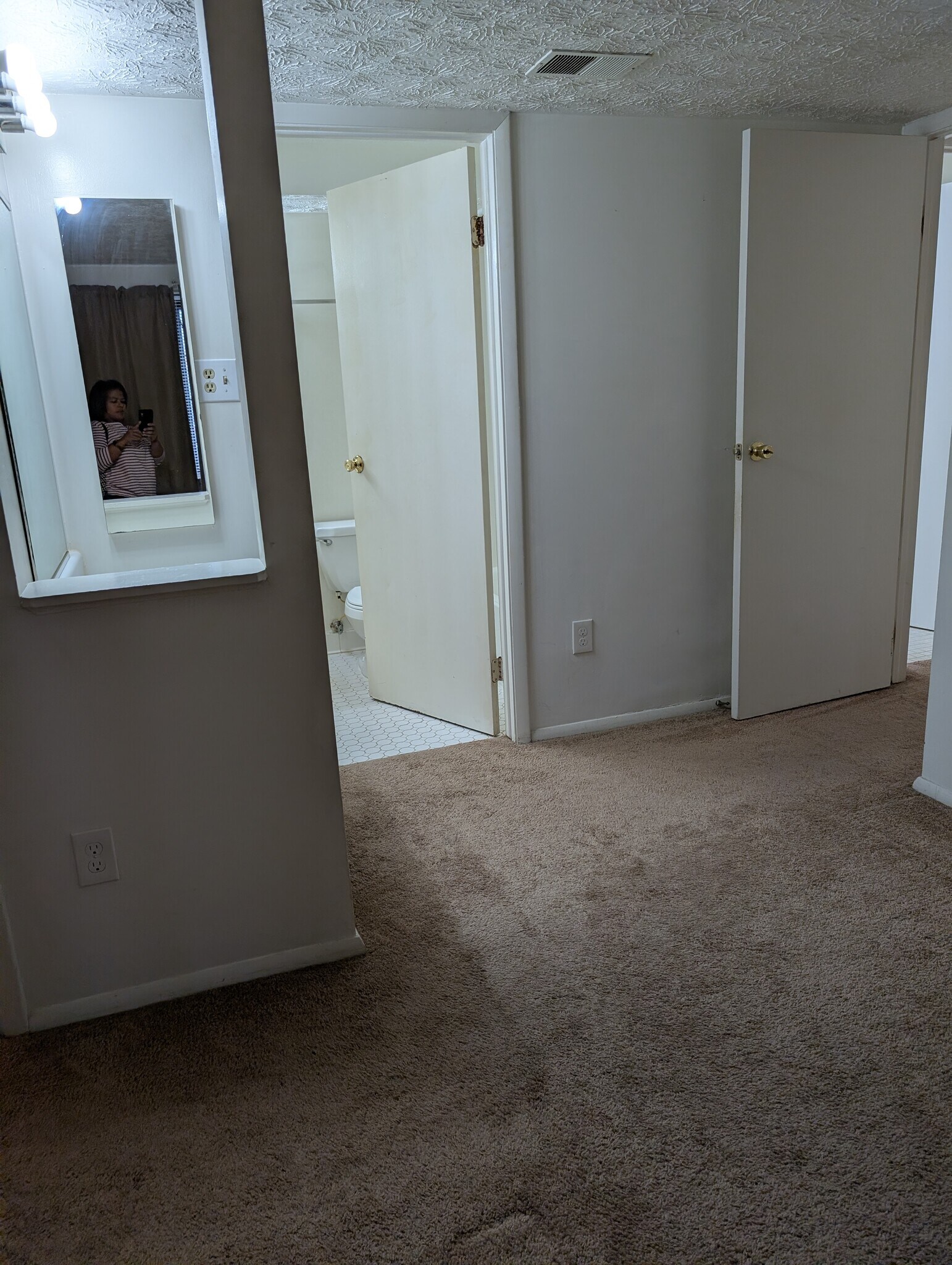 Building Photo - 4410 Groombridge Way