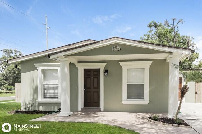 Primary Photo - 505 E Palmetto Ave