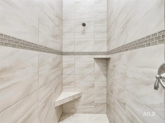 Building Photo - 6631 S Kirra Way