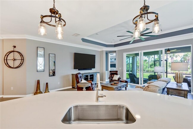 Building Photo - 12584 Wellen Golf St
