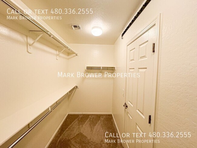 Building Photo - 249 North Sandal-