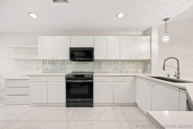Building Photo - 1590 Orion Ln