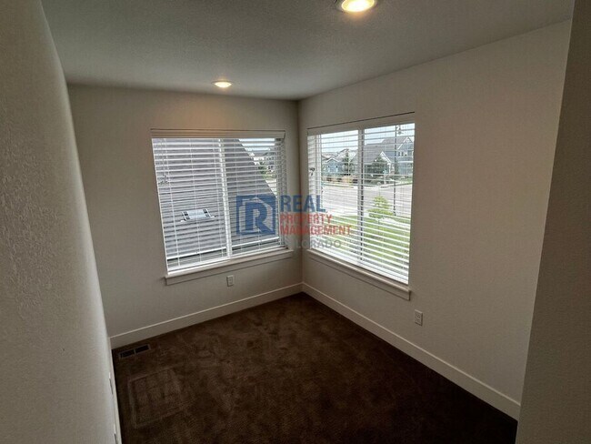 Building Photo - 5955 Rendezvous Pkwy