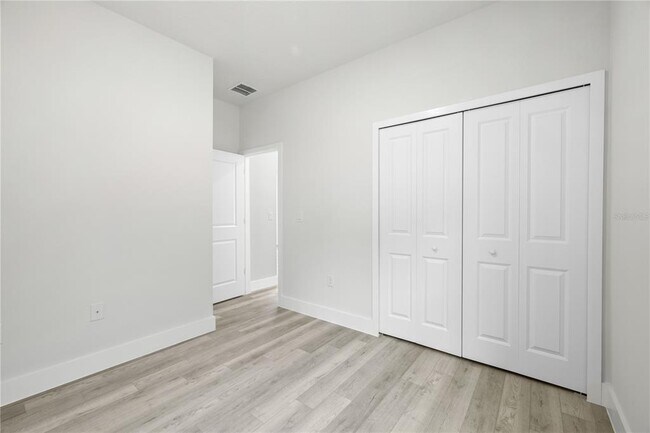 Building Photo - 6336 137th St