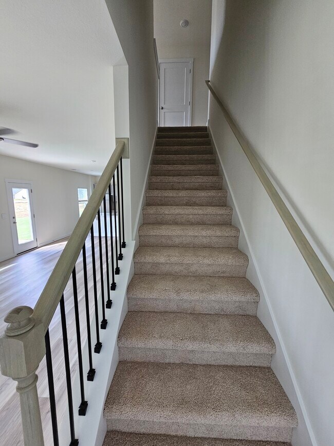 Building Photo - 7327 Bendire Lp