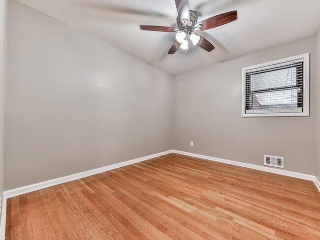 Building Photo - 5480 Burgess Dr