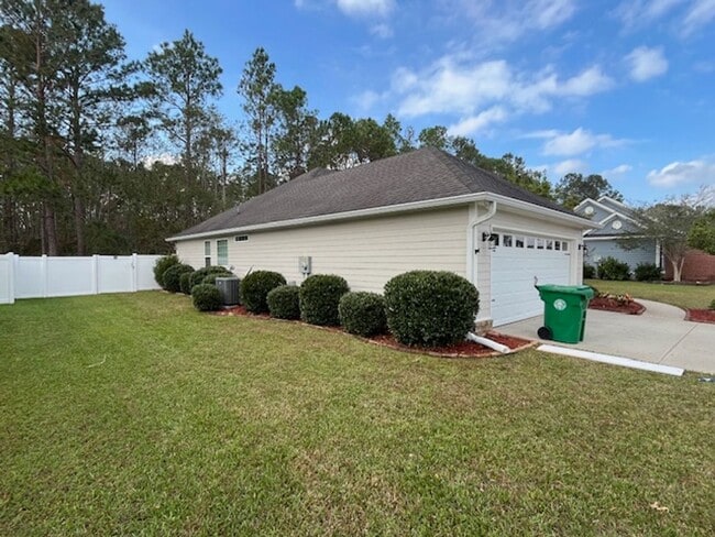 Building Photo - Spacious 4-Bedroom Home with Modern Comforts in Valdosta