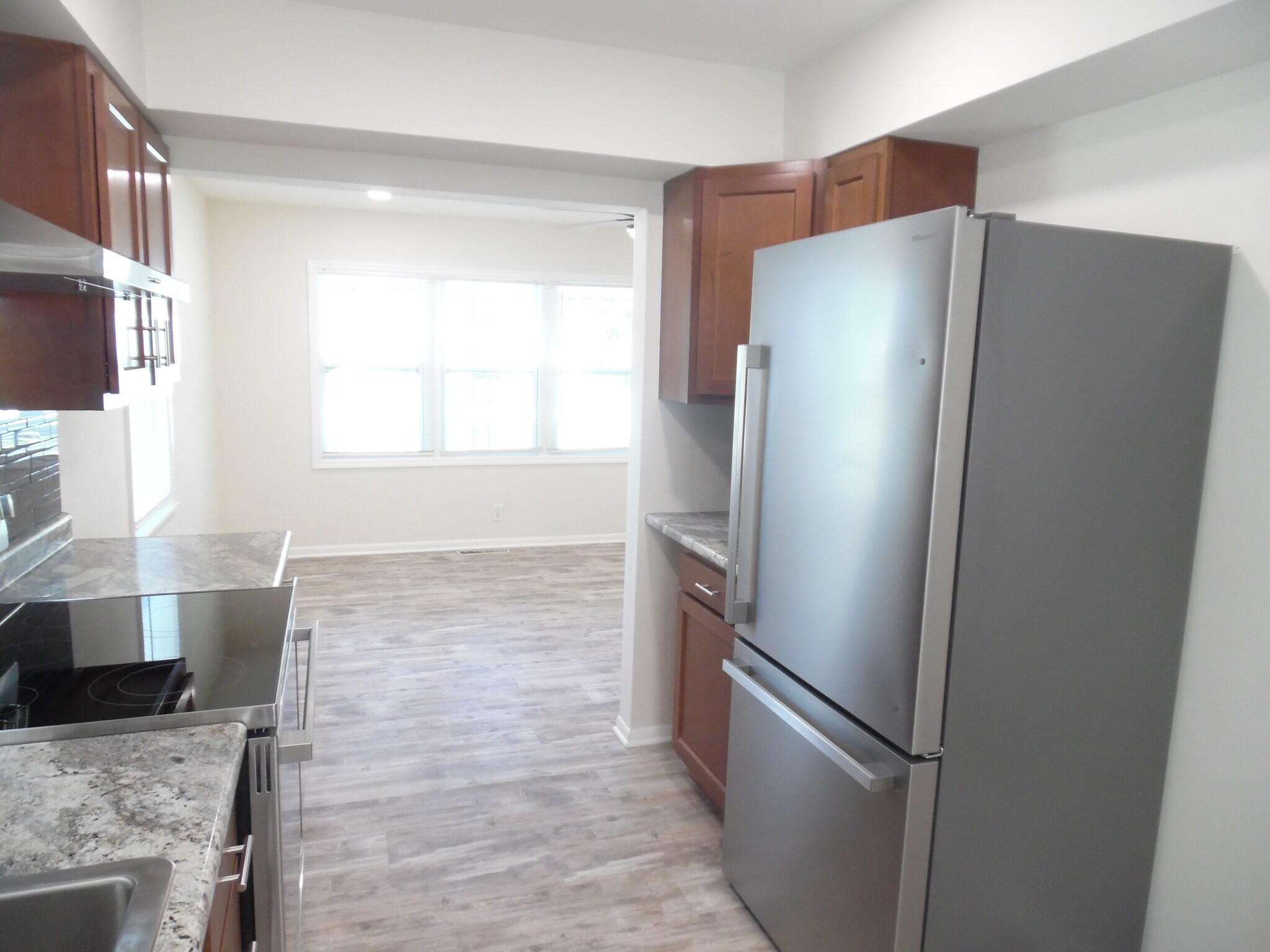 Building Photo - 1573 Biscayne Dr