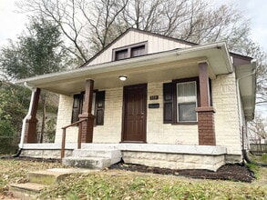 Building Photo - 4 Bedroom Home with covered front porch