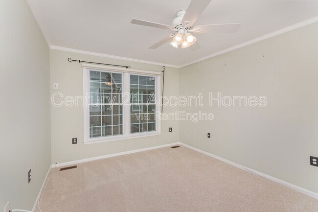 Building Photo - 2514 S Arlington Mill Dr