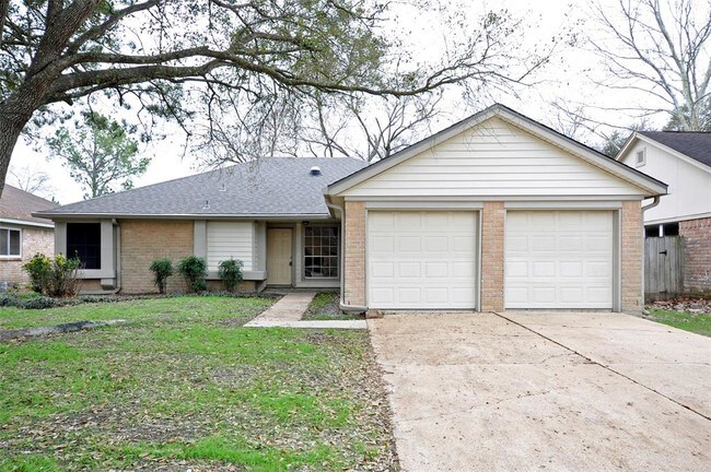 Building Photo - 15631 Fox Springs Dr