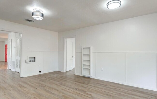 Building Photo - 2609 41st St