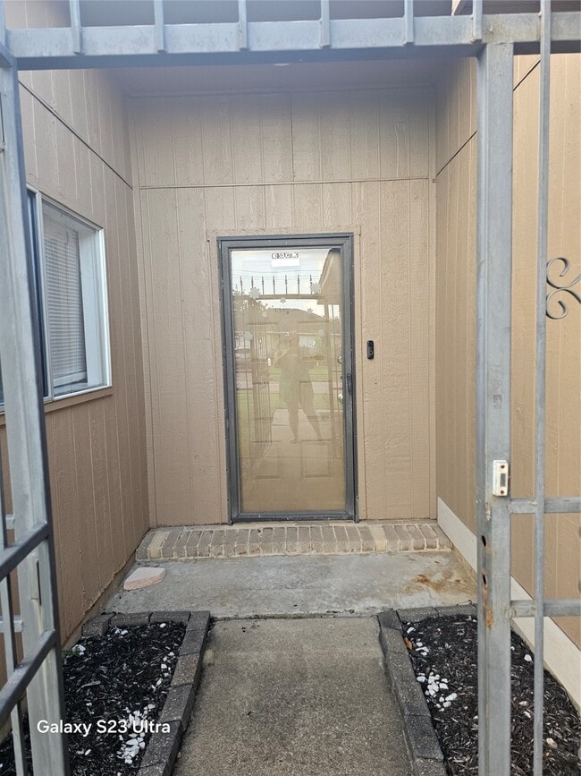Building Photo - 1322 Fieldstone Dr