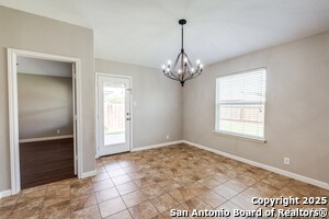 Building Photo - 736 Guna Dr