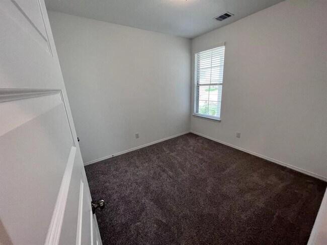 Building Photo - 23111 True Fortune Dr