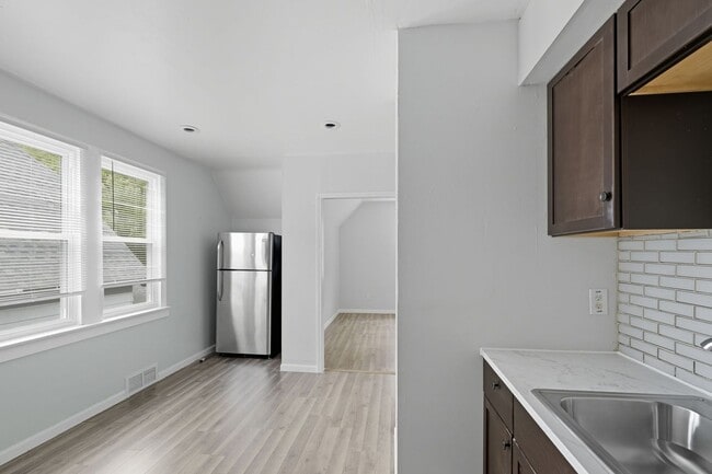 Primary Photo - 3536 N 19th St.