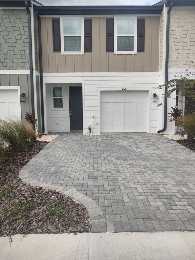 Primary Photo - Brand-New 3BR/2.5BA Townhome in Tampa!