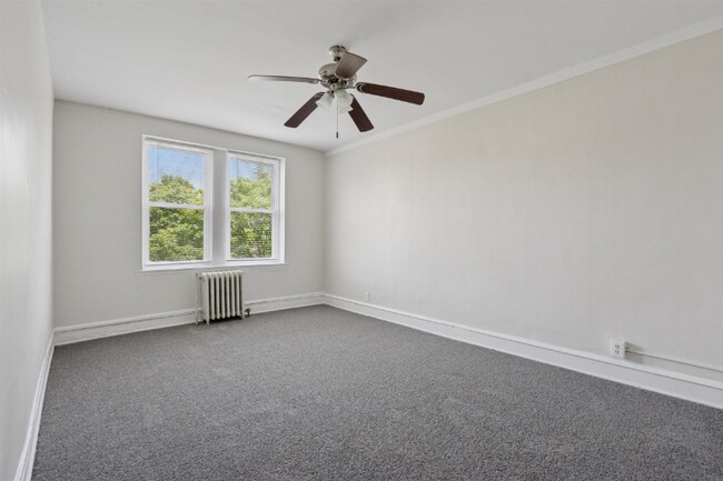 Building Photo - 243 W Tulpehocken St