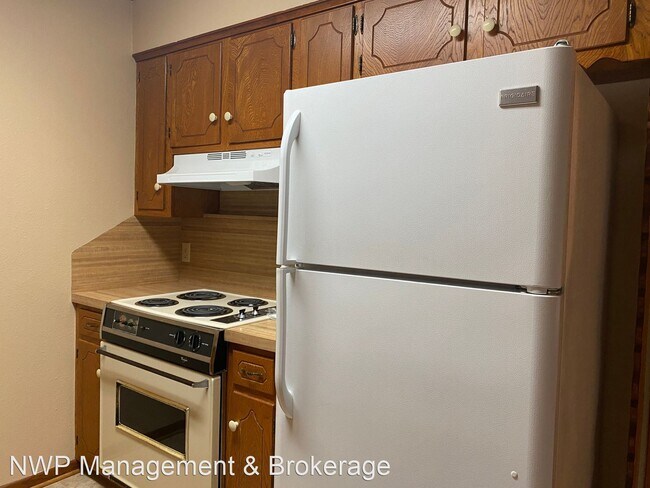 Building Photo - 2 br, 1 bath House - 1618 Susan Dr.