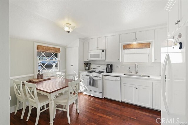 Building Photo - 2156 E Ocean Blvd
