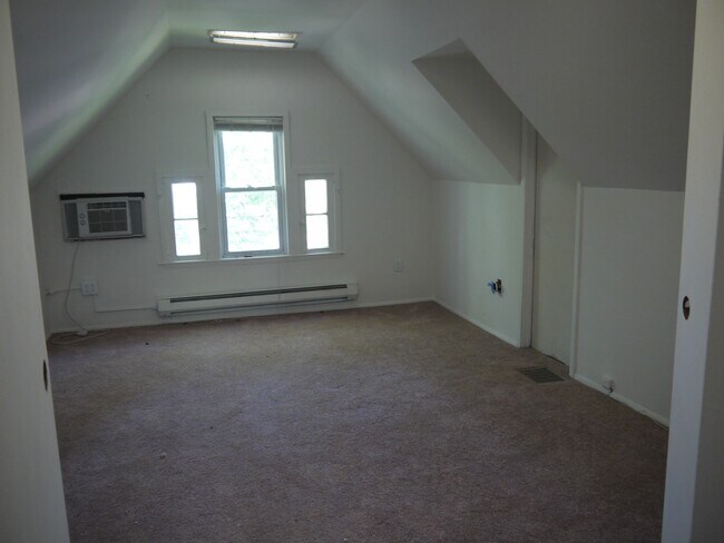 Bedroom 2 - 55 Donaldson Ave