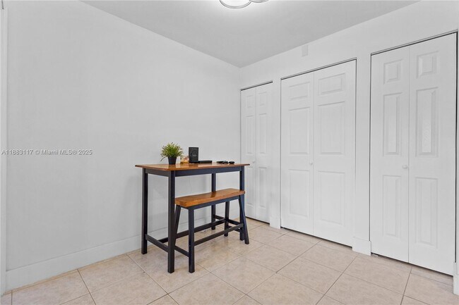 Building Photo - 6530 W 27th Ave