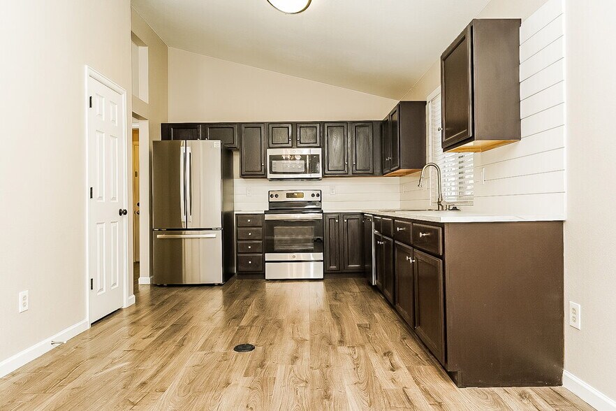 Building Photo - 21514 Needles Ln