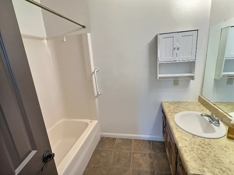 Building Photo - 1312 Sherry Ln