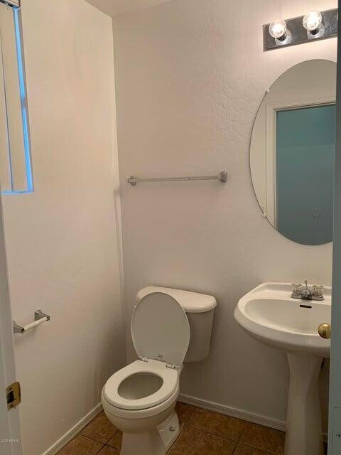 Building Photo - 1408 S 122nd Ave