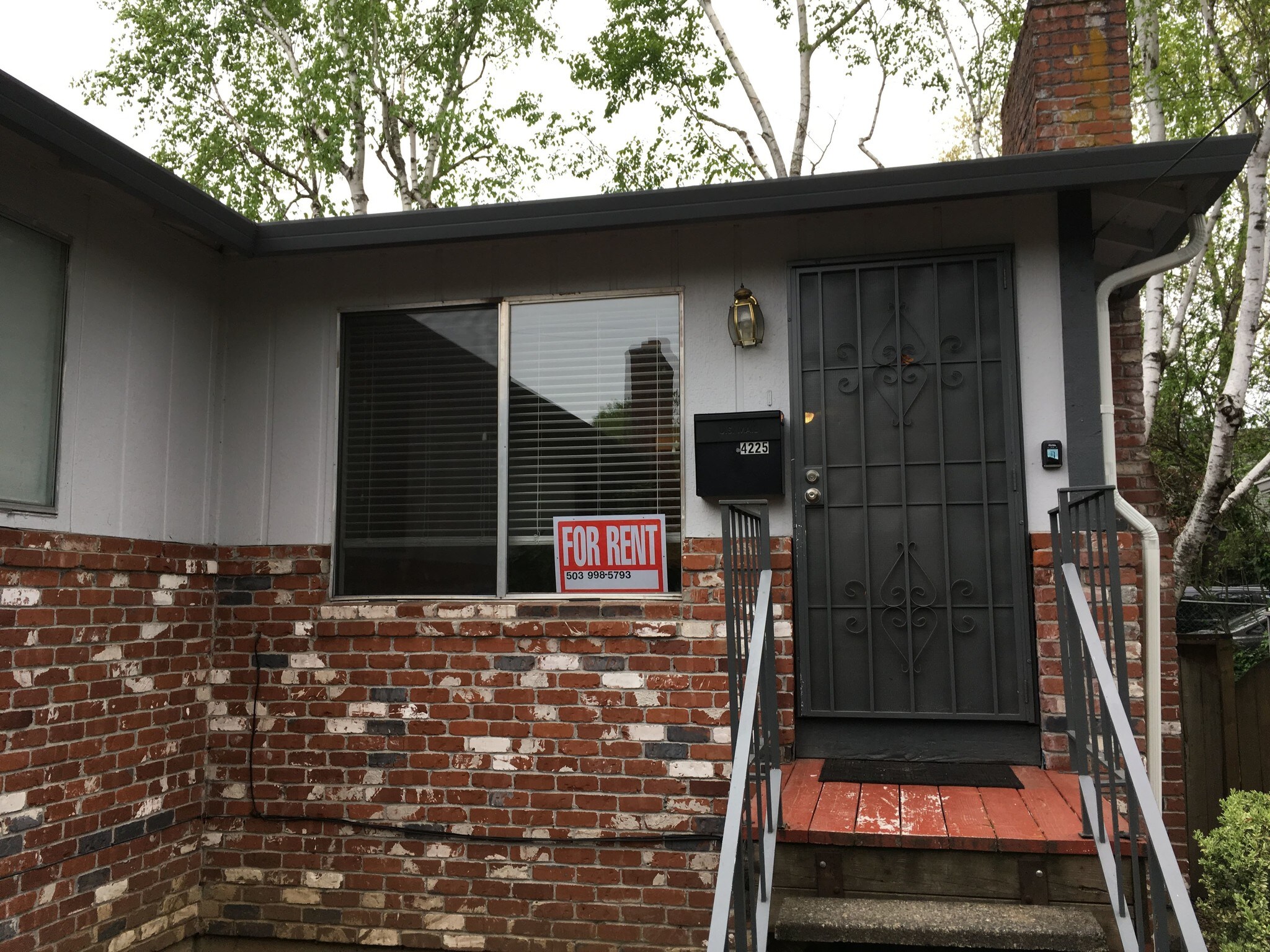 Front door - 4225 SE 15th Ave