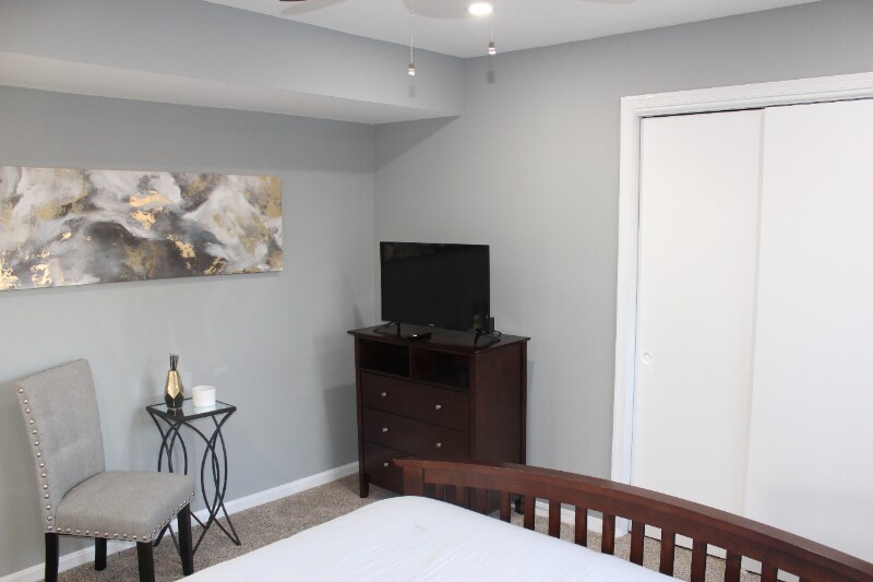 Building Photo - 2110 38th St SE