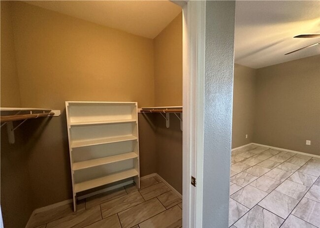 Building Photo - 6480 Annie Oakley Dr