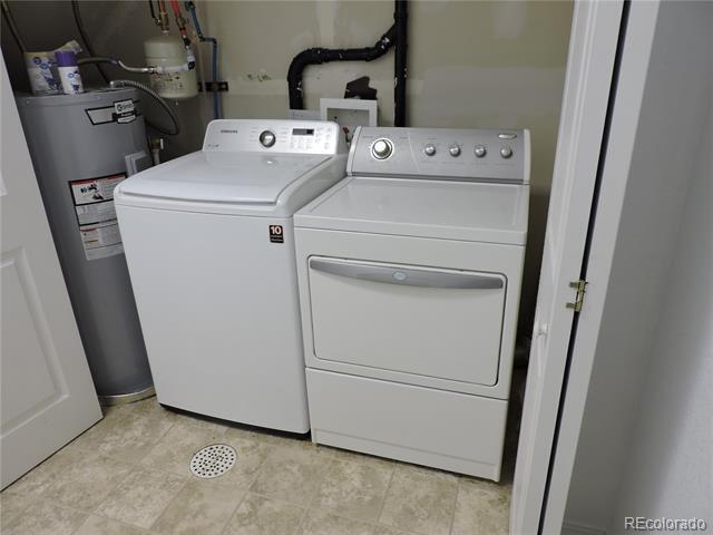 Building Photo - 10216 Rodeo Park Dr