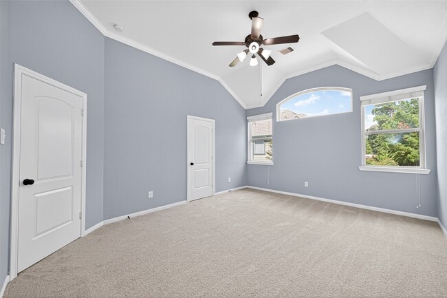 Building Photo - 137 Cheswood Manor Drive