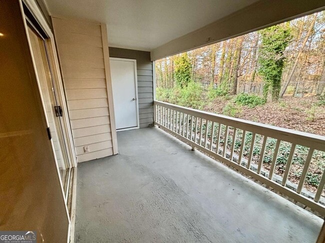 Building Photo - 58 Rumson Ct