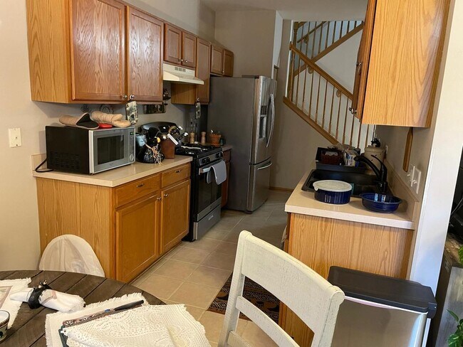 Building Photo - 724 County Line Rd