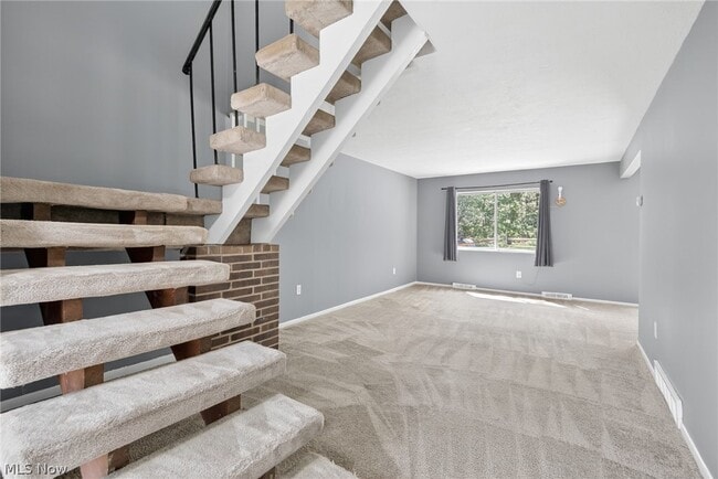 Building Photo - 9582 Fernwood Dr