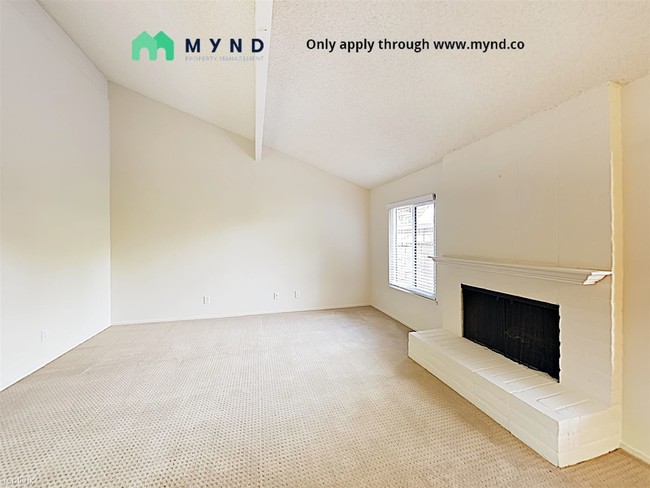 Building Photo - 3 br, 2 bath  - 4360 Fair Oaks Blvd