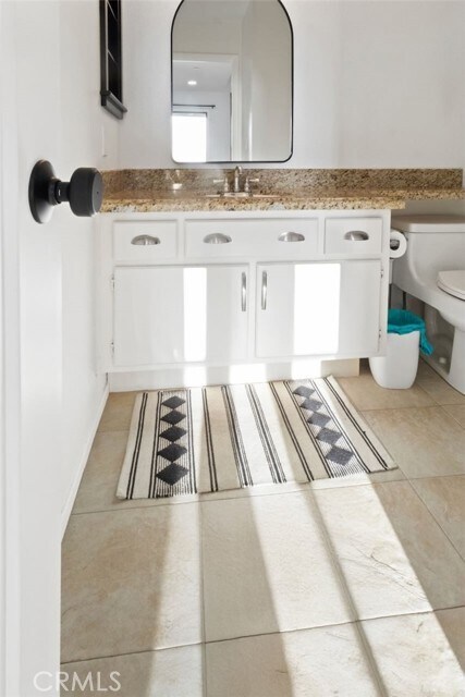 Building Photo - 1060 Calle Del Cerro