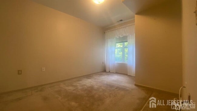 Building Photo - 163 Liddle Ave