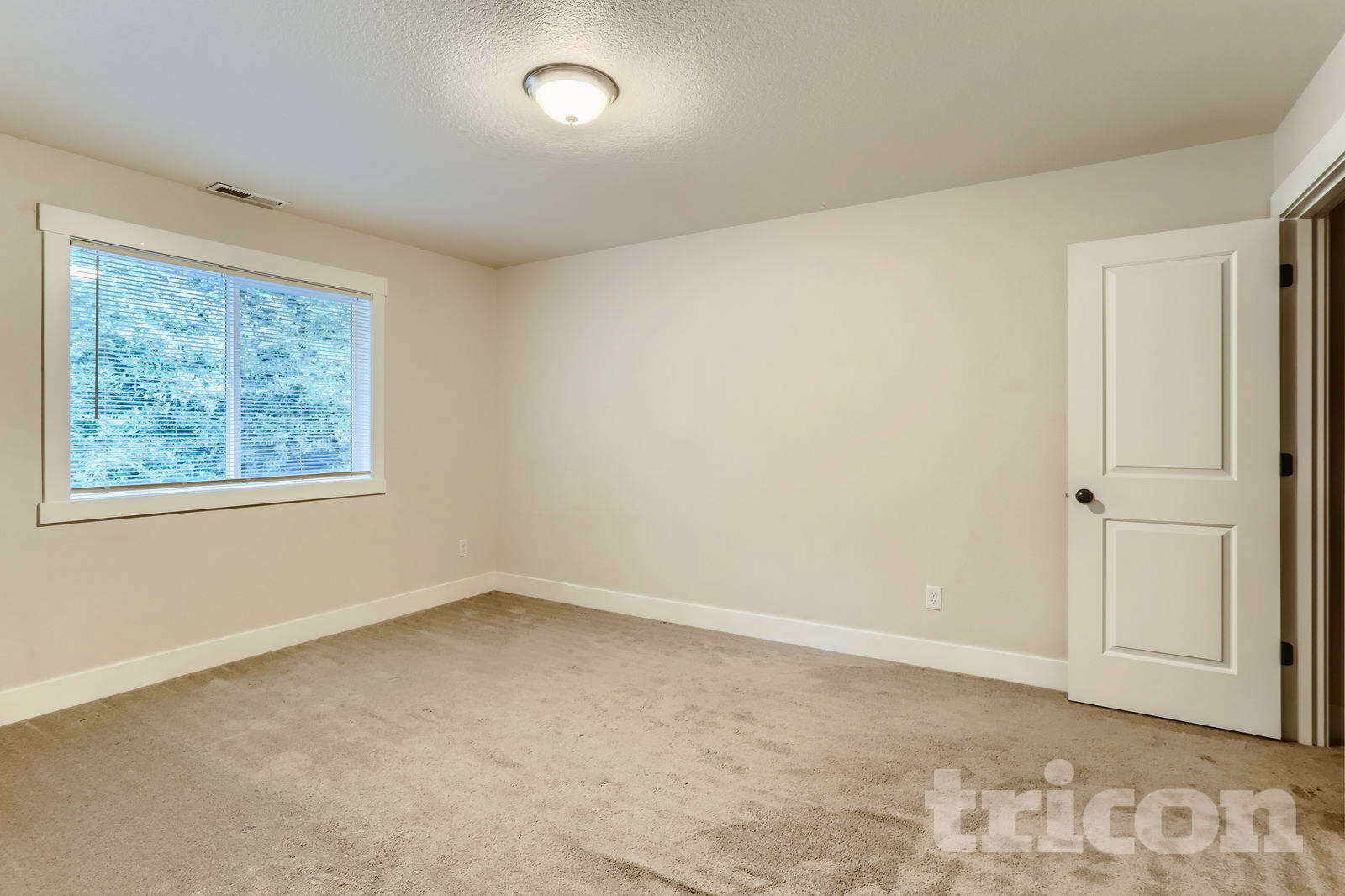 Building Photo - 1307 NE 70th St