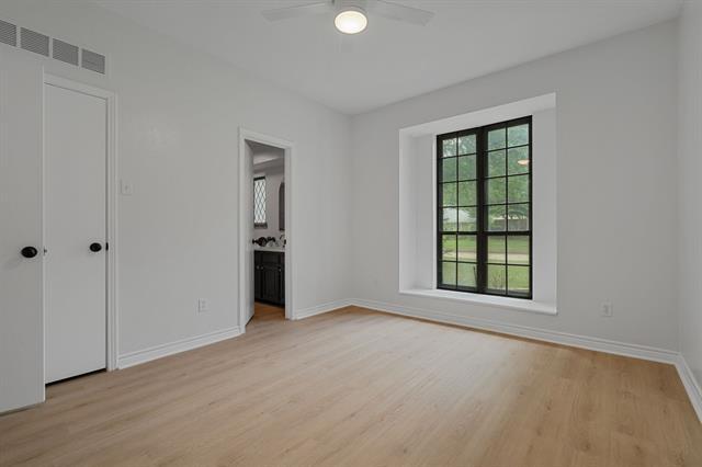 Building Photo - 238 High Brook Dr